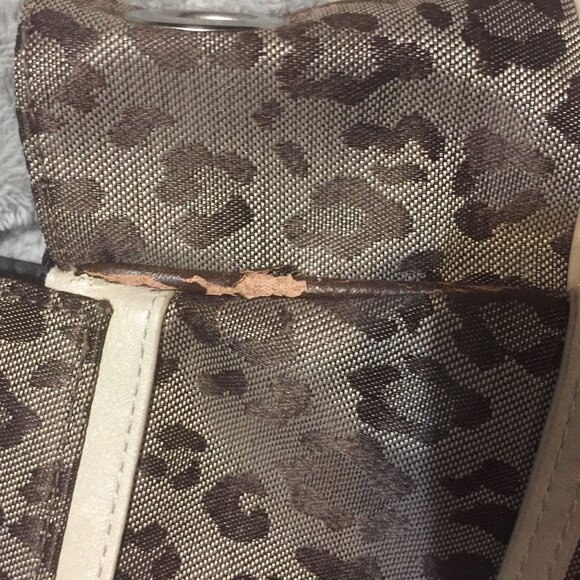 Miche Cleo Leopard Print Tote Bag With Double Zipper Pockets - Picture 12 of 14